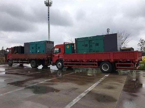 泰安涂抹密封胶后，需要等待多长时间才能安装水冷式机油散热器密封件？